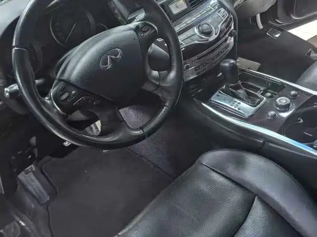 Infiniti Q70 — миниатюра 7
