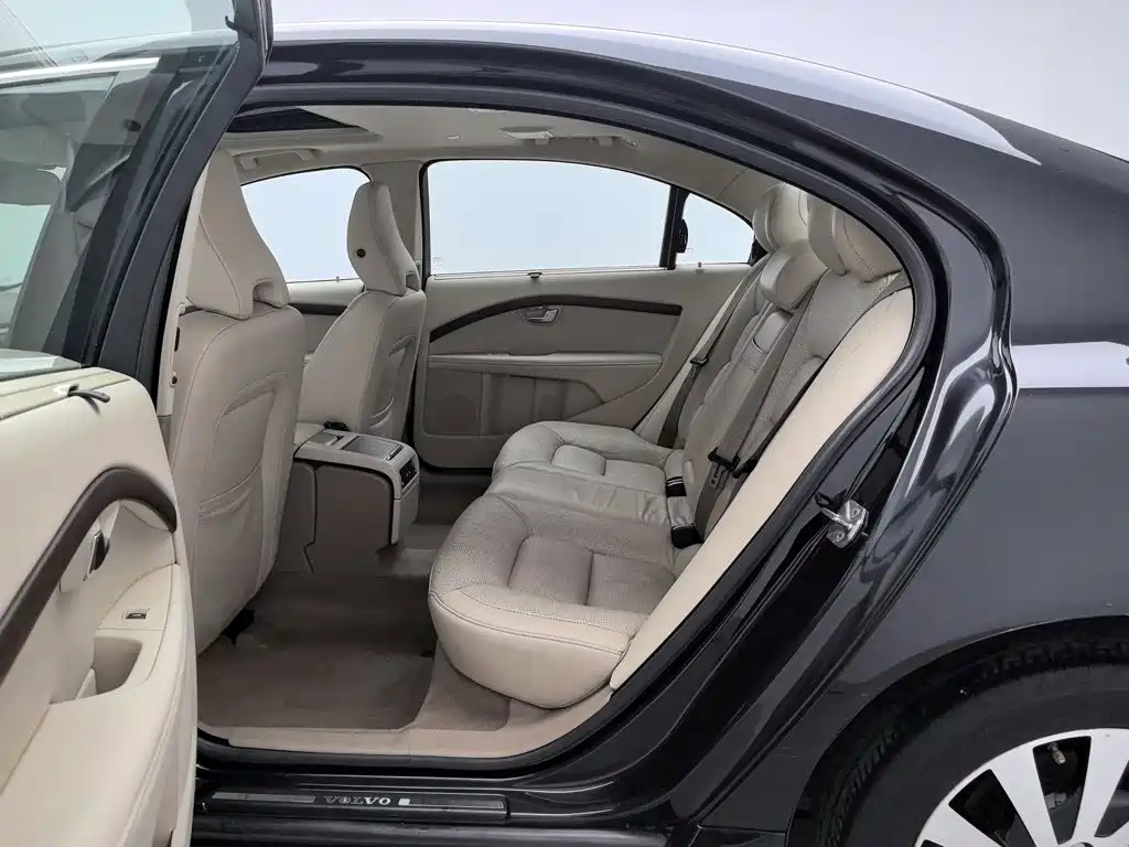 Volvo S80L — миниатюра 15