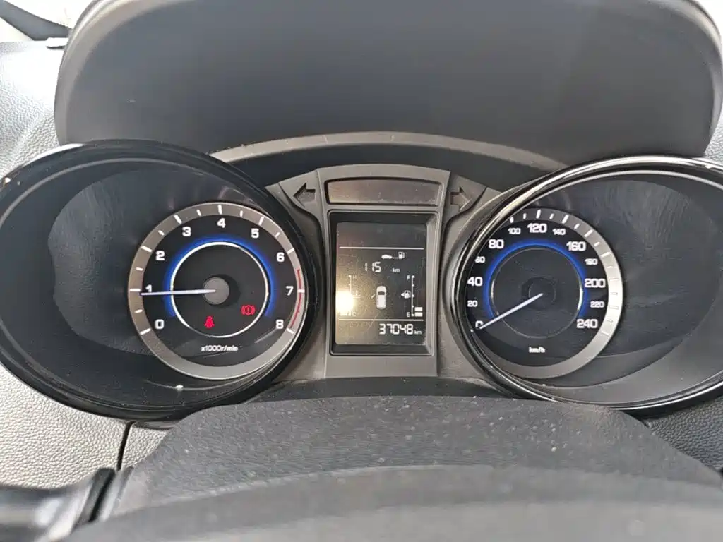 Changan CS15 — миниатюра 12