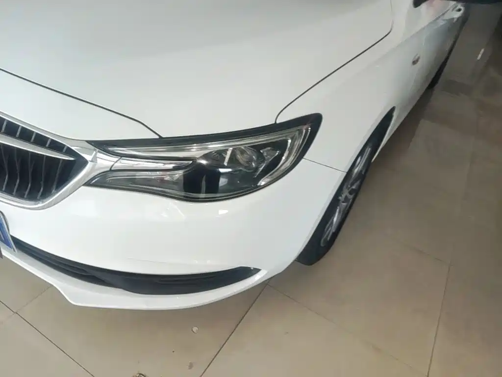 Buick Excelle — миниатюра 18