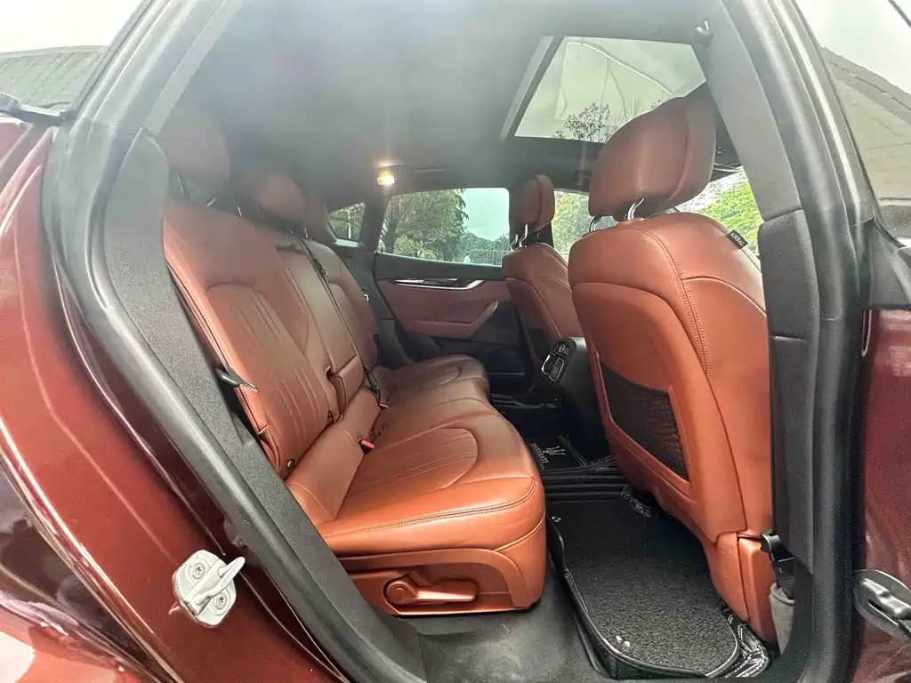 Maserati Levante — миниатюра 12