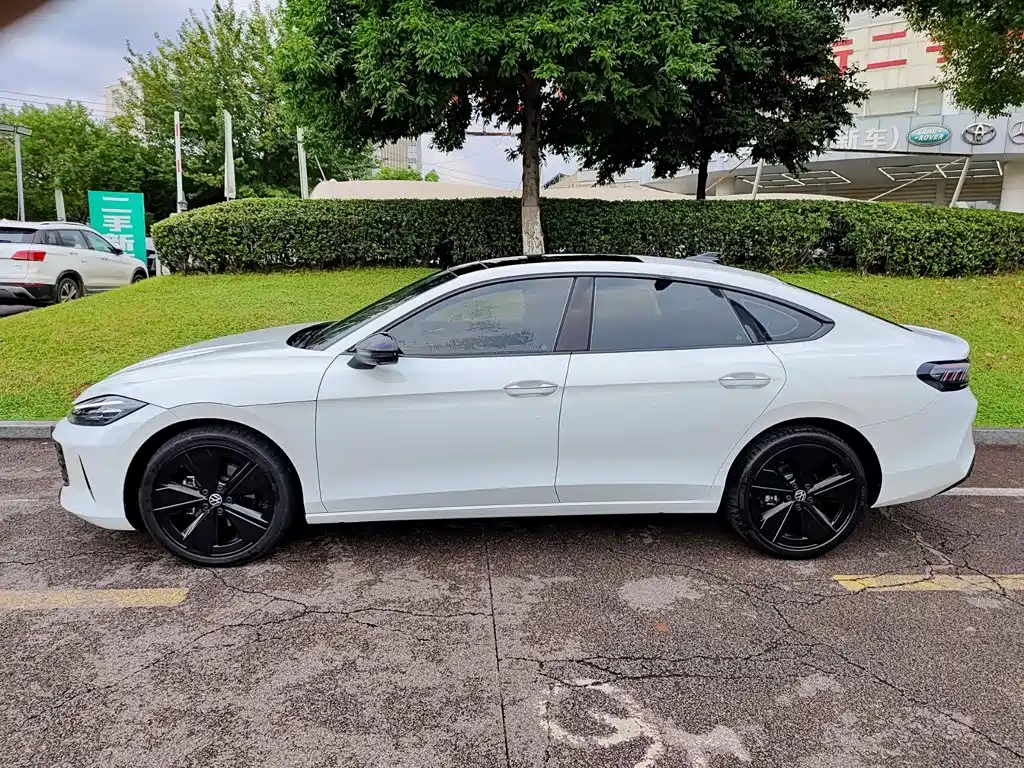Volkswagen Lamando — миниатюра 3