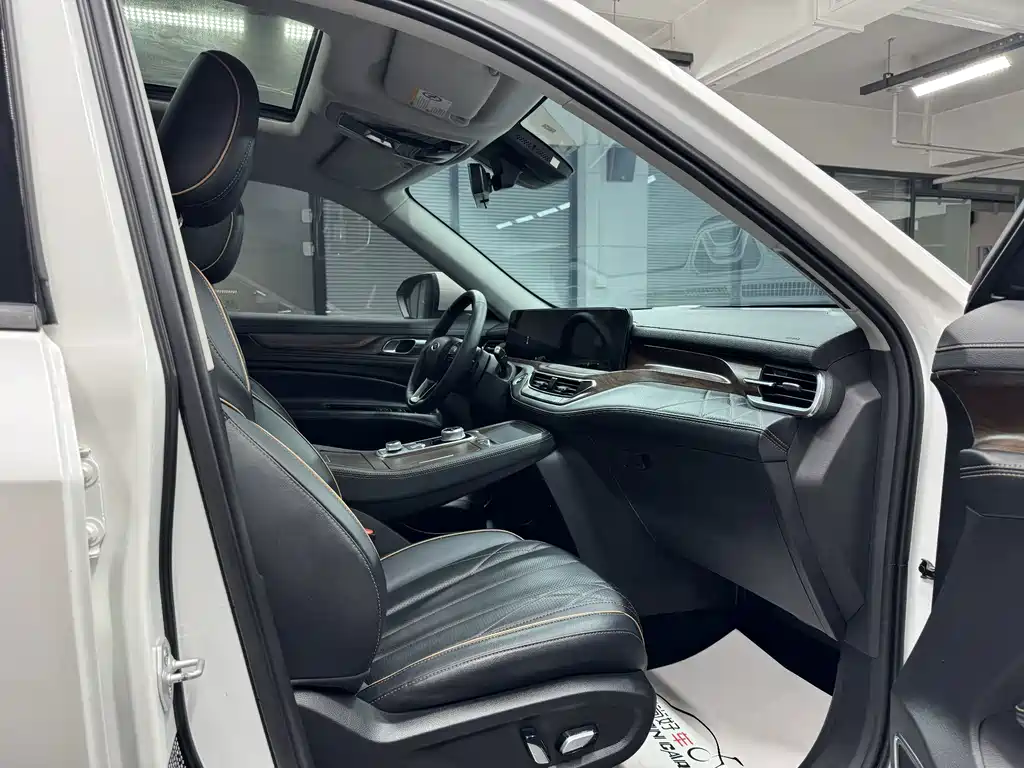 Ford Equator — миниатюра 10