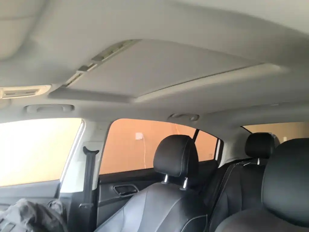 Roewe i5 — миниатюра 17