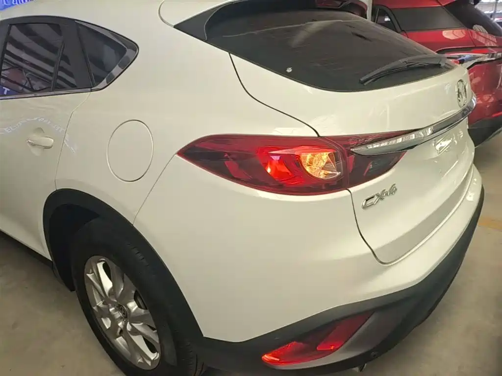 Mazda CX-4 2018 2.0L AT VI