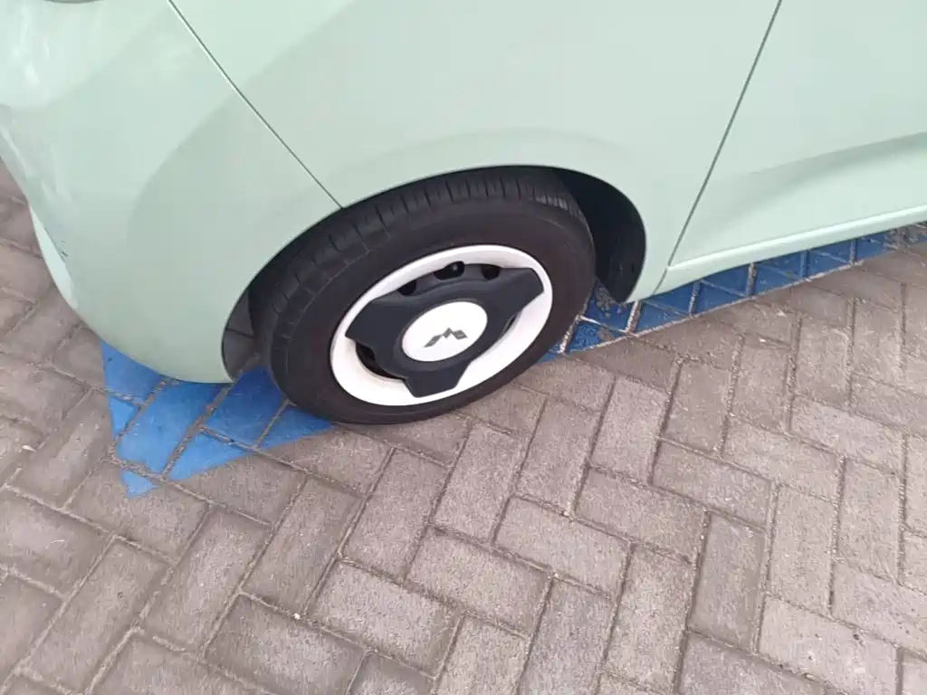 Wuling MINIEV — миниатюра 23