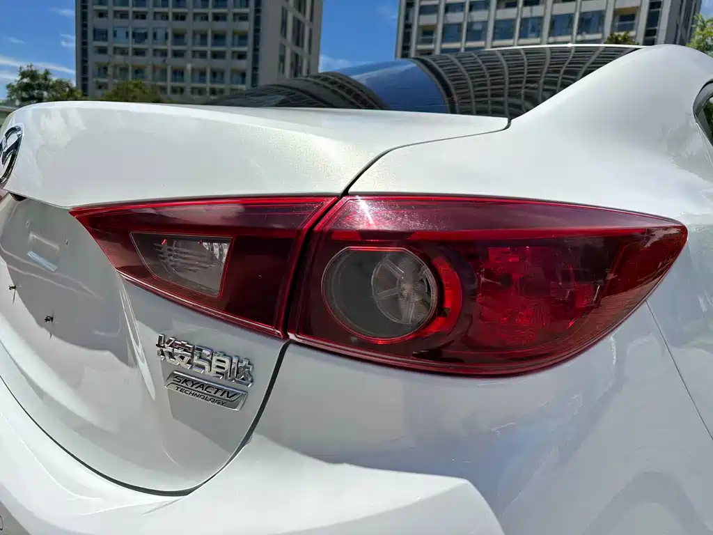 Mazda 3 Axela — миниатюра 24