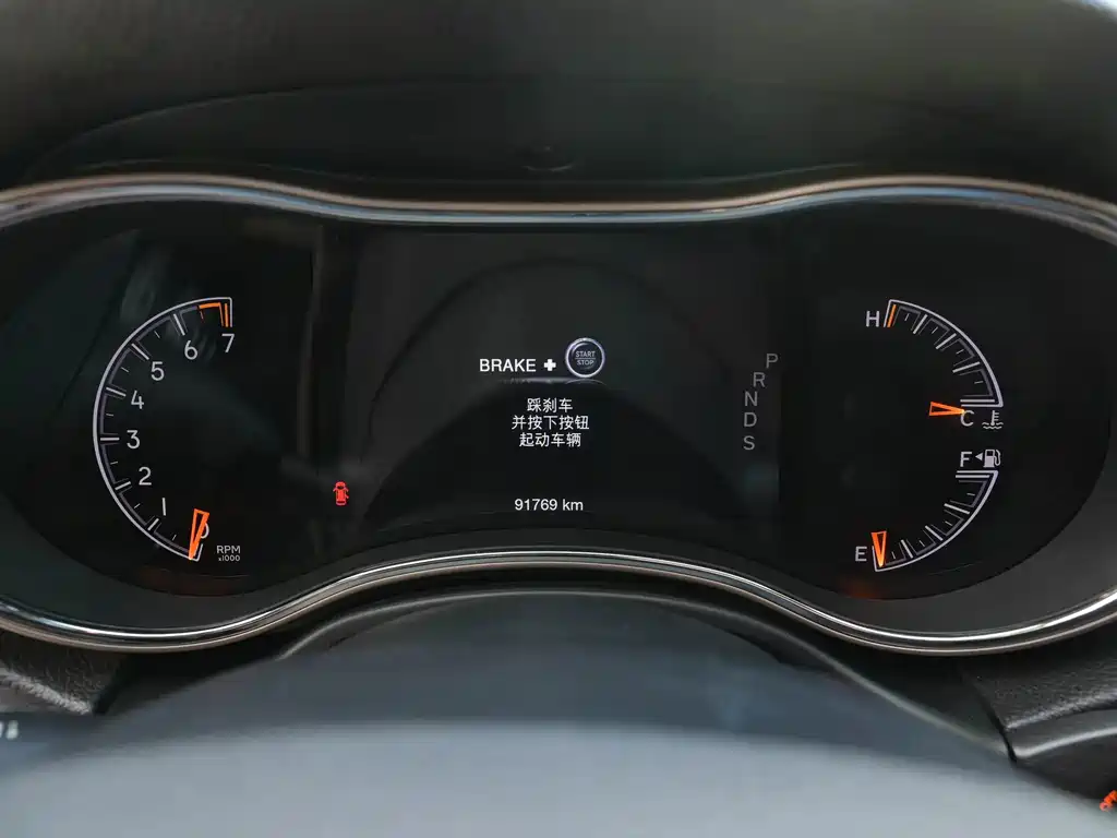 Jeep Grand Cherokee (Import) — миниатюра 7