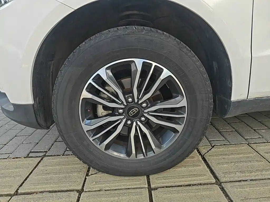 Geely Vision X6 — миниатюра 23