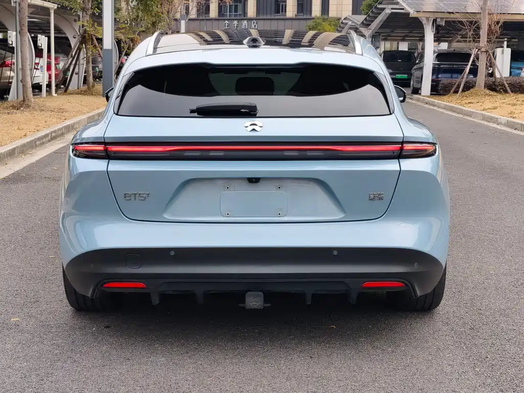 NIO NIO ET5T