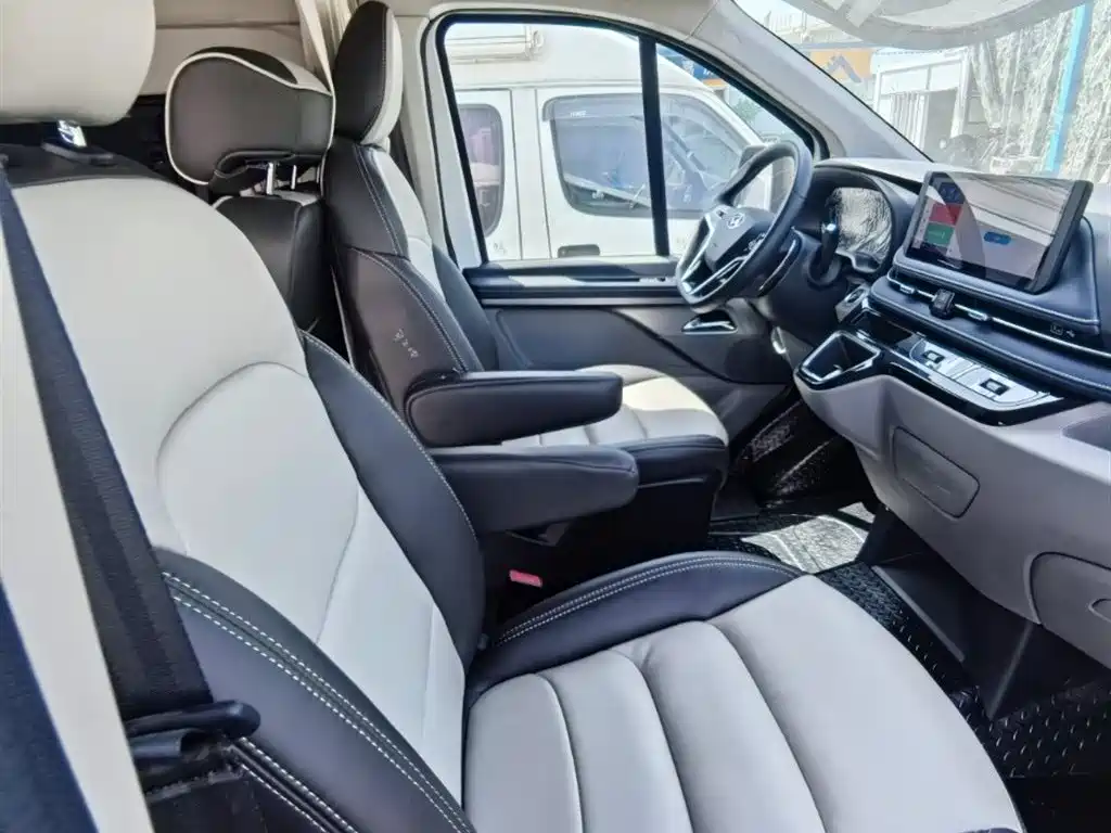 Maxus V70 2026 2.0T