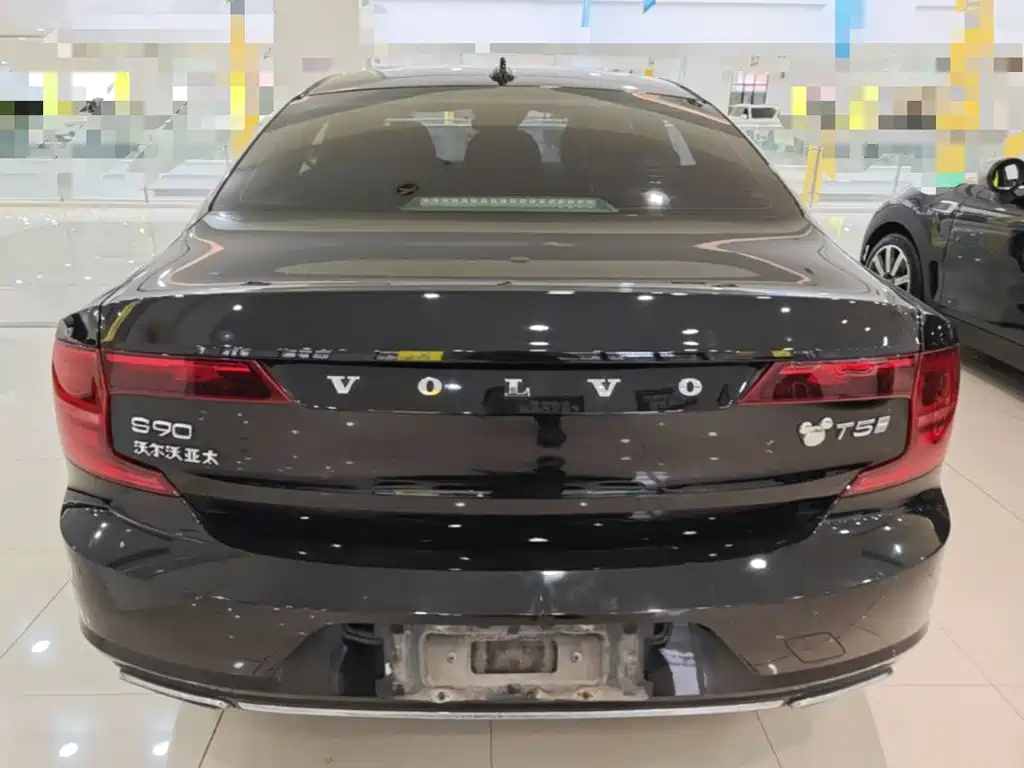 Volvo S90 — миниатюра 6
