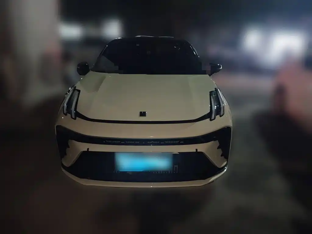 Lynk & Co 03 — миниатюра 23