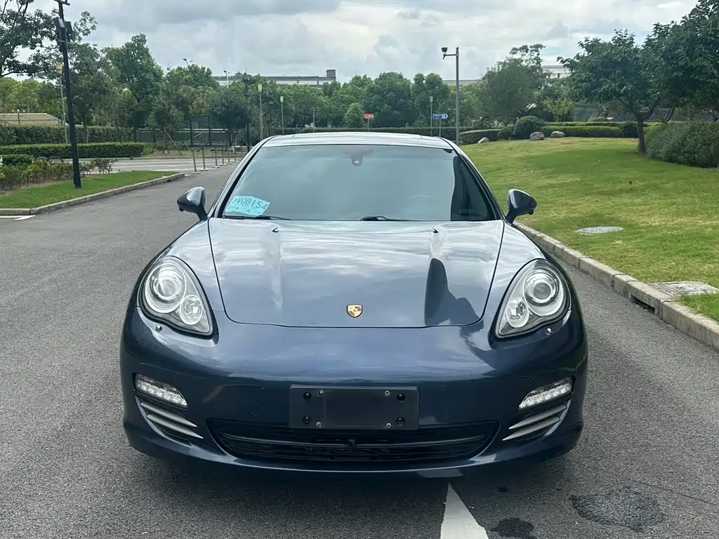 Porsche Panamera — миниатюра 2