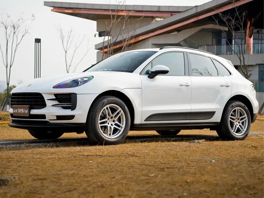 Porsche Macan 2020
