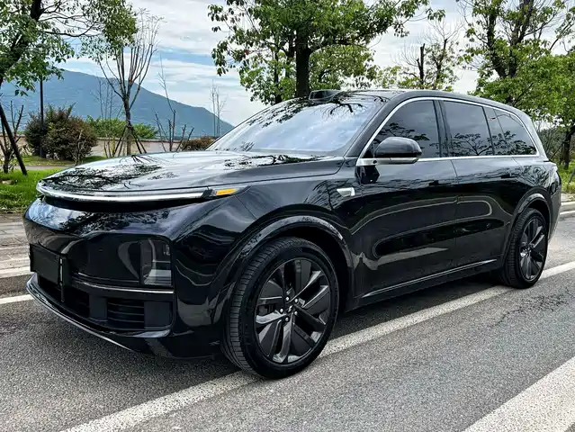 2022 Li Xiang L9
