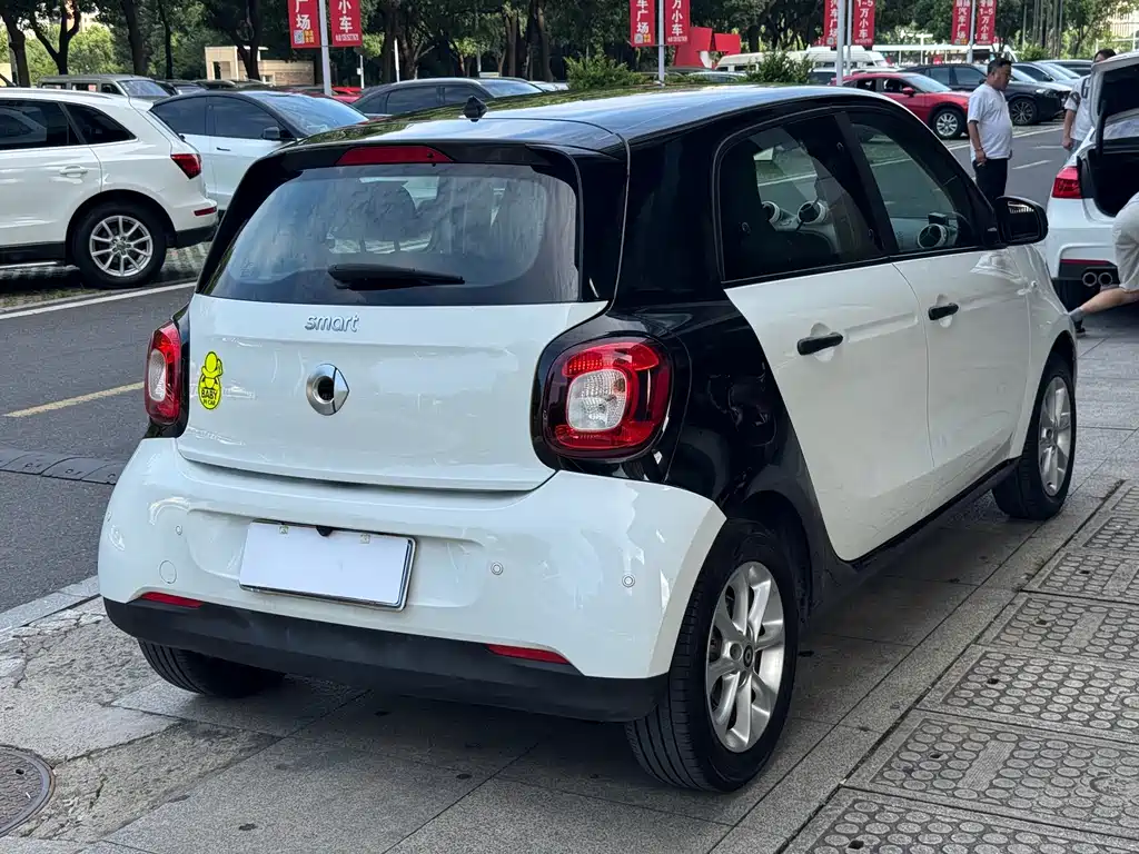 smart Smart Forfour — миниатюра 6