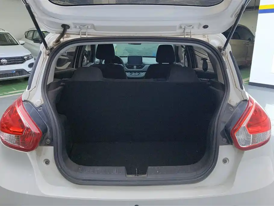 Baojun 310 2020 1.2L MT Comfort