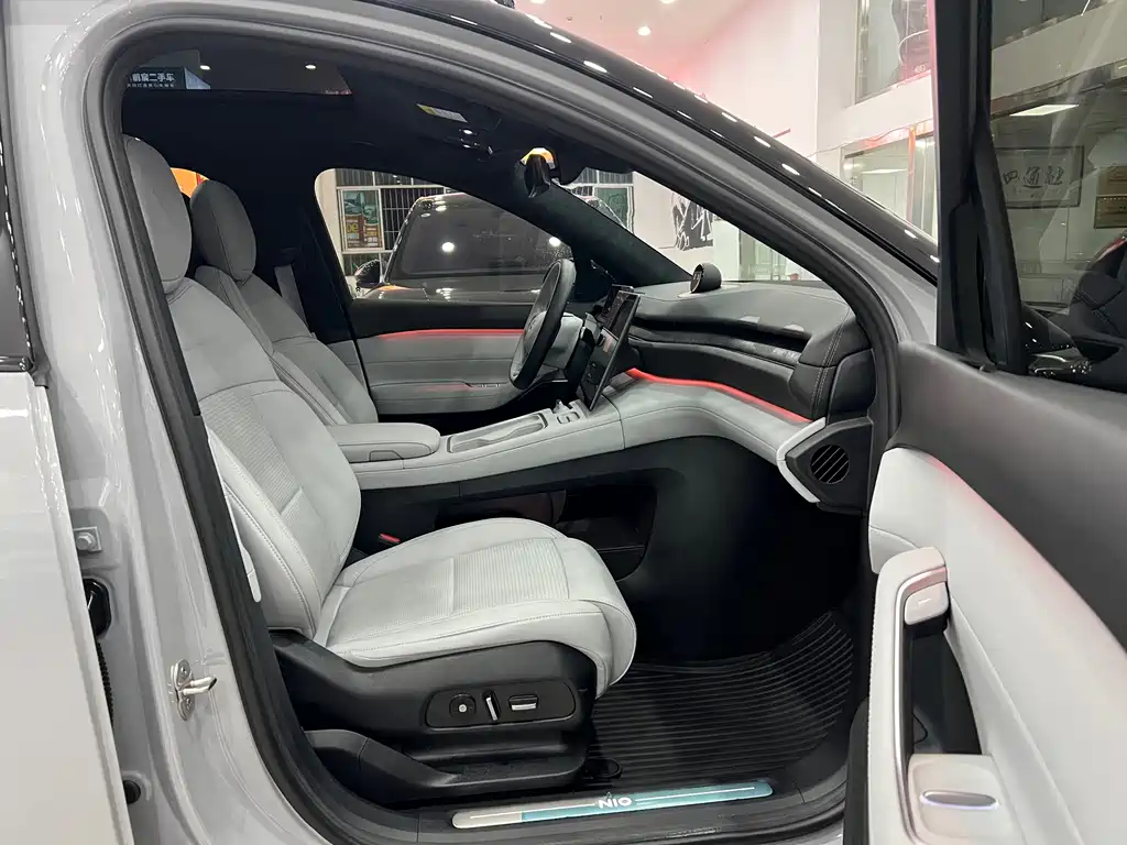 NIO ES6 — миниатюра 13