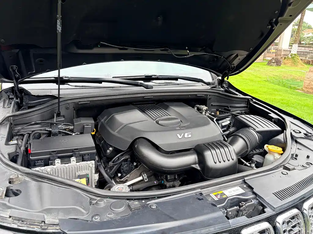 Jeep Grand Cherokee (Import) — миниатюра 9
