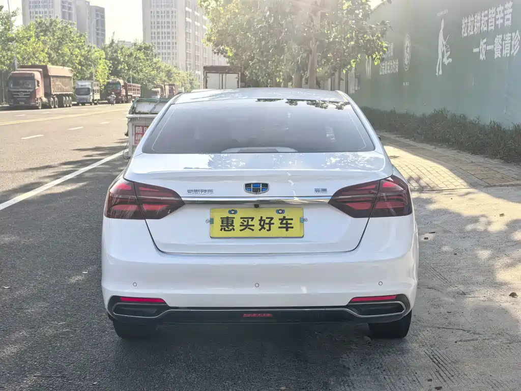 Geely Emgrand — миниатюра 14