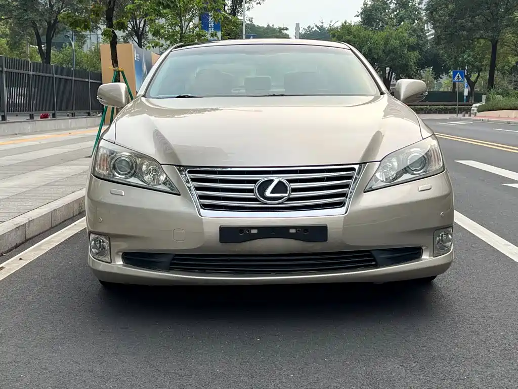 Lexus ES — миниатюра 24