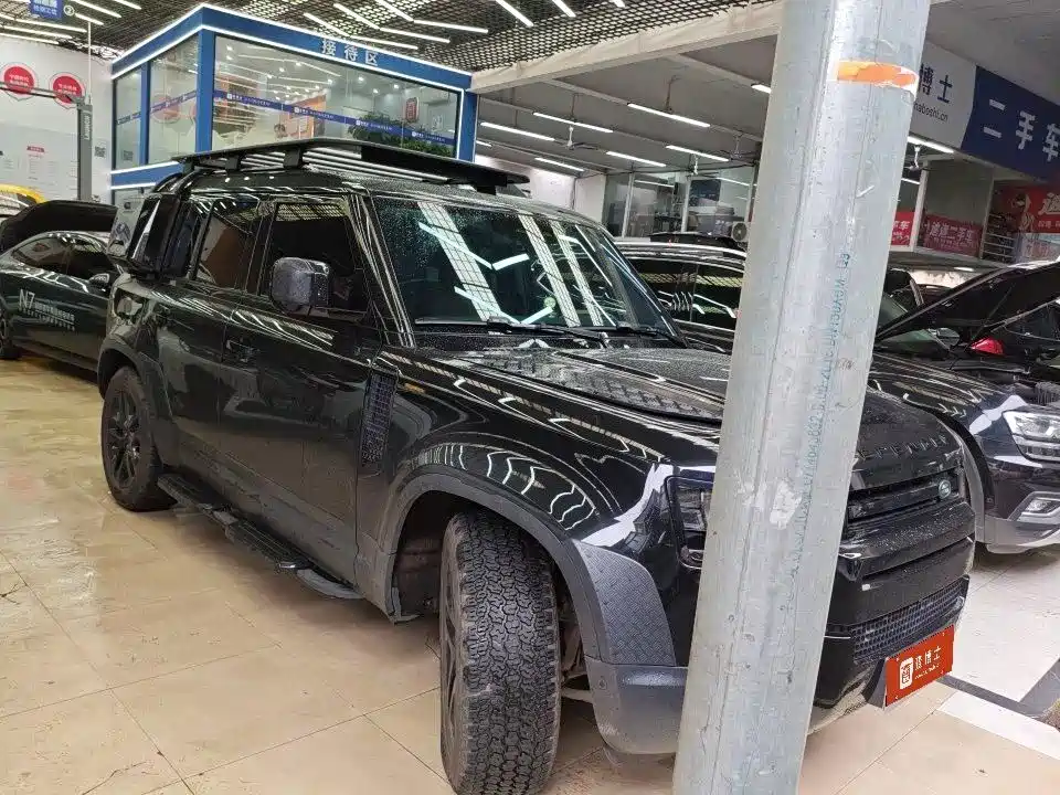 Land Rover Defender — миниатюра 3