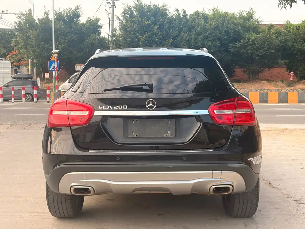 Mercedes-Benz GLA — миниатюра 5