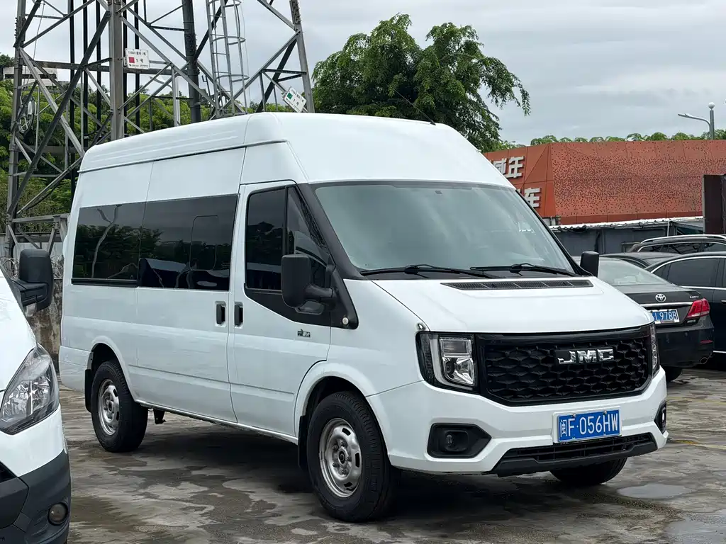 JMC JMC Fushun — миниатюра 2