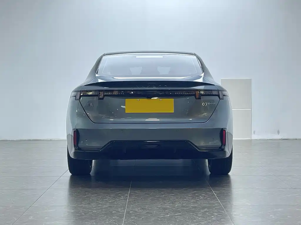 Lynk & Co 07 EM-P 2024 EM-P 126 Halo