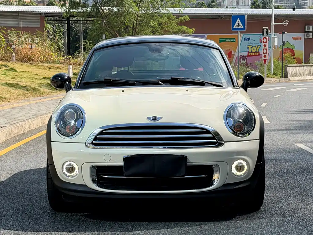 Mini Coupe 2012 1.6L COOPER