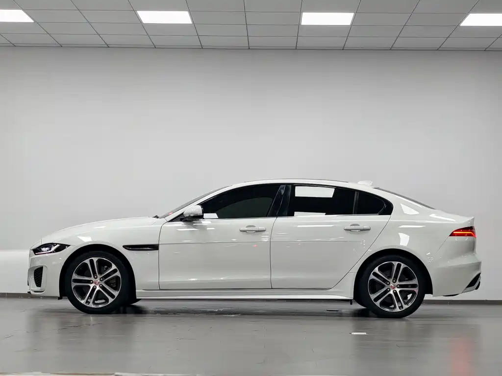 Jaguar XEL 2020 2.0T 200PS R-DYNAMIC S Sport
