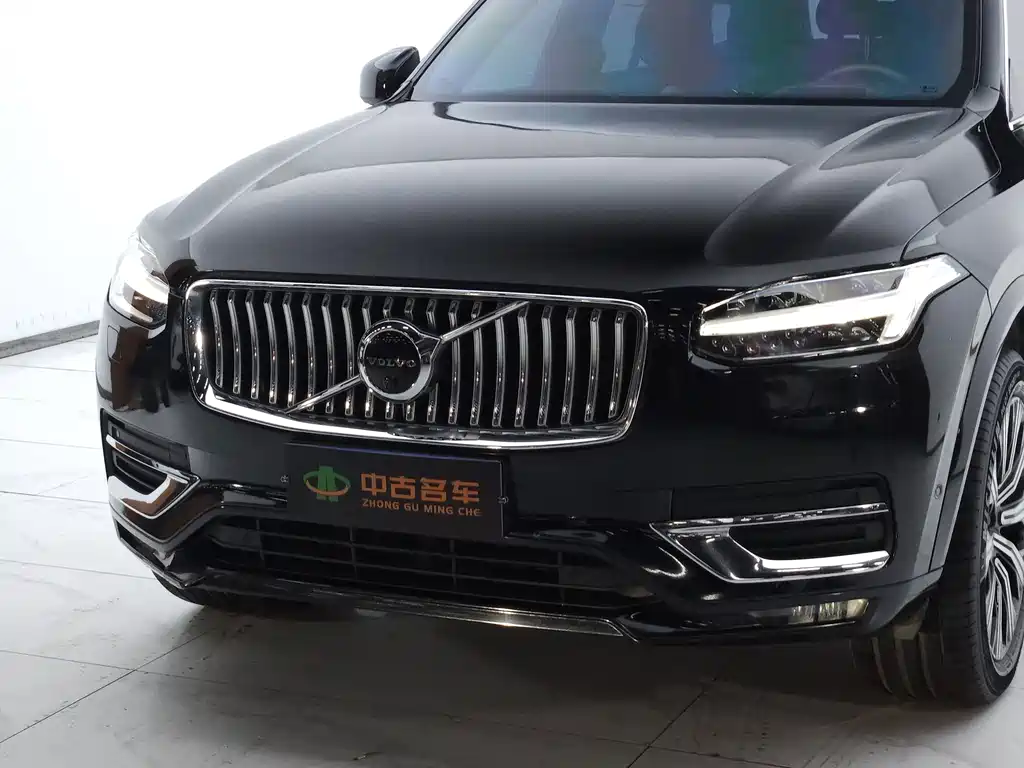 Volvo XC90 — миниатюра 21