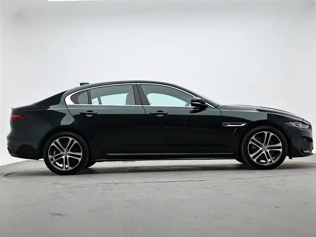 Jaguar XEL 2024 2.0T 250PS R-DYNAMIC S Sport