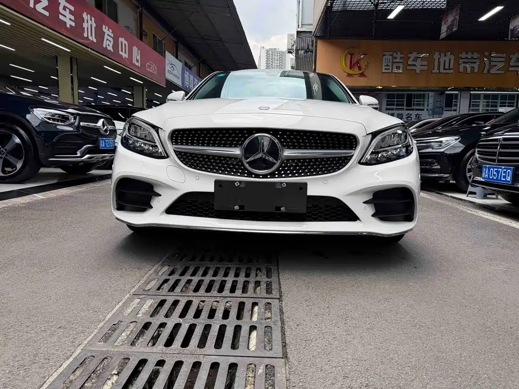 Mercedes-Benz C-Class — миниатюра 2
