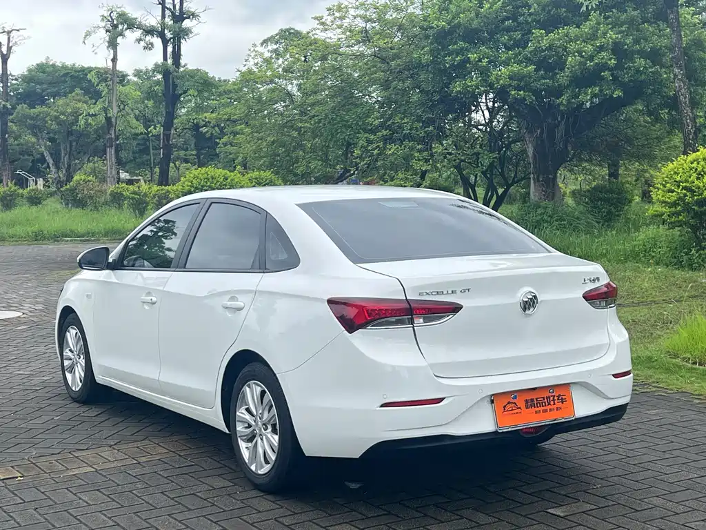Buick Excelle — миниатюра 16