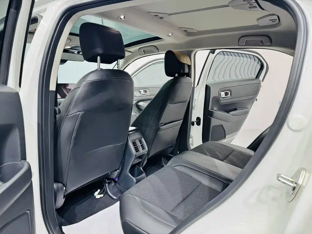 Honda Vezel — миниатюра 11