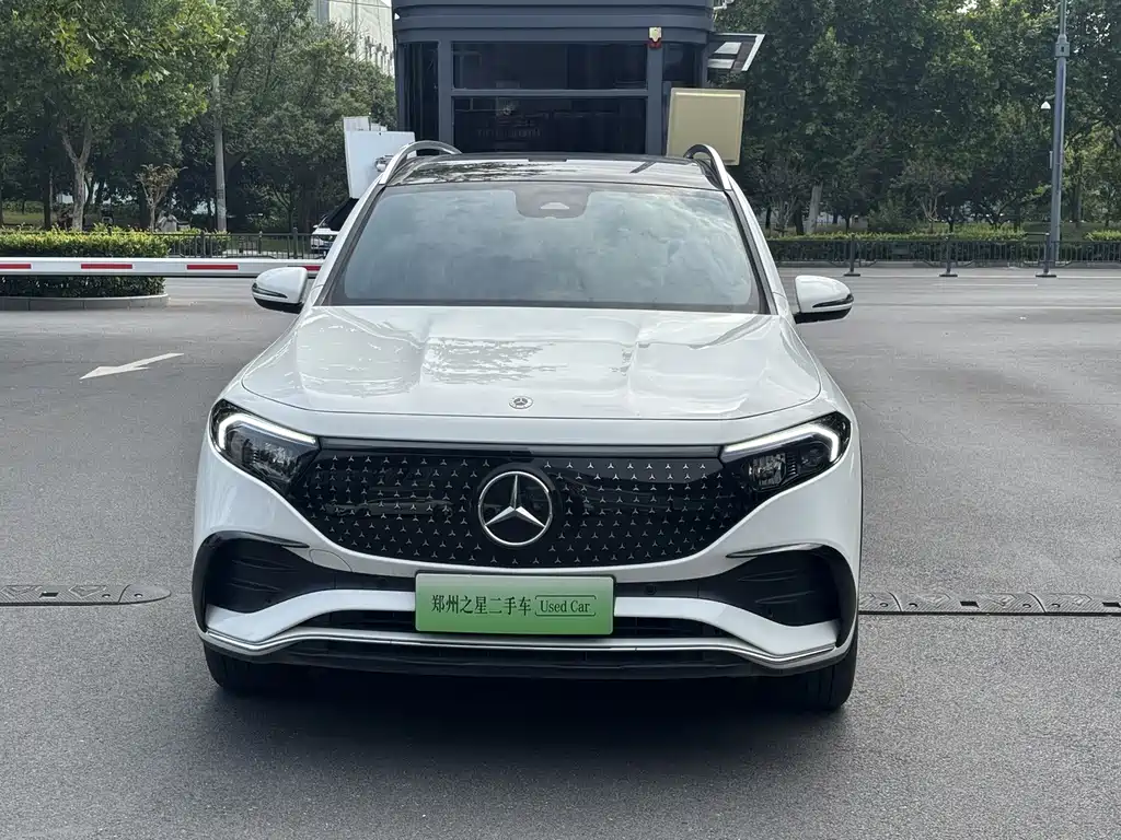 Mercedes-Benz EQB — миниатюра 2
