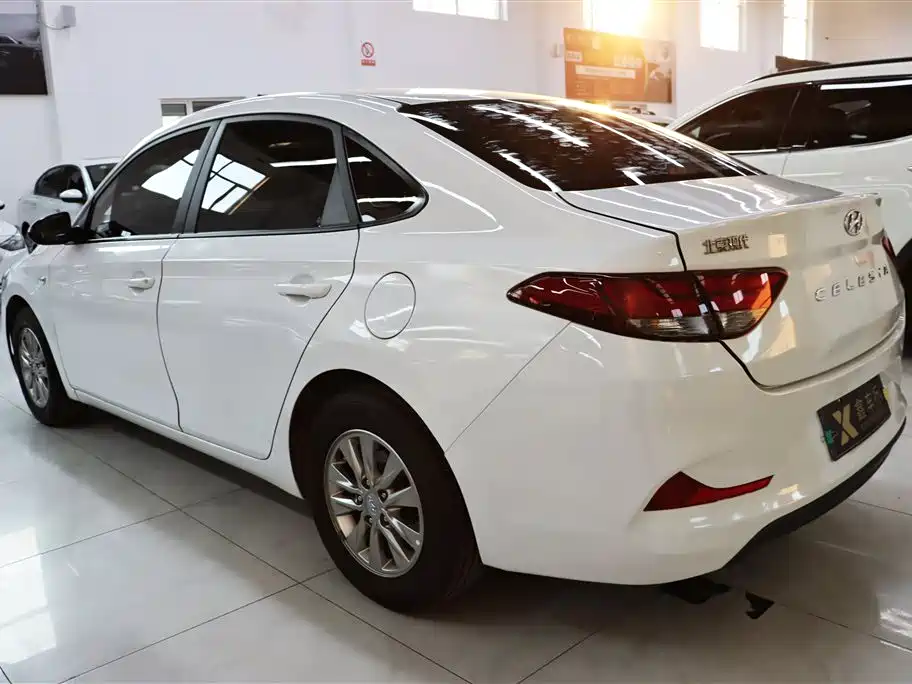 Hyundai Elantra 2018 1.6L AT GL V