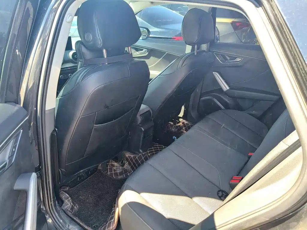 Audi Q2L — миниатюра 12