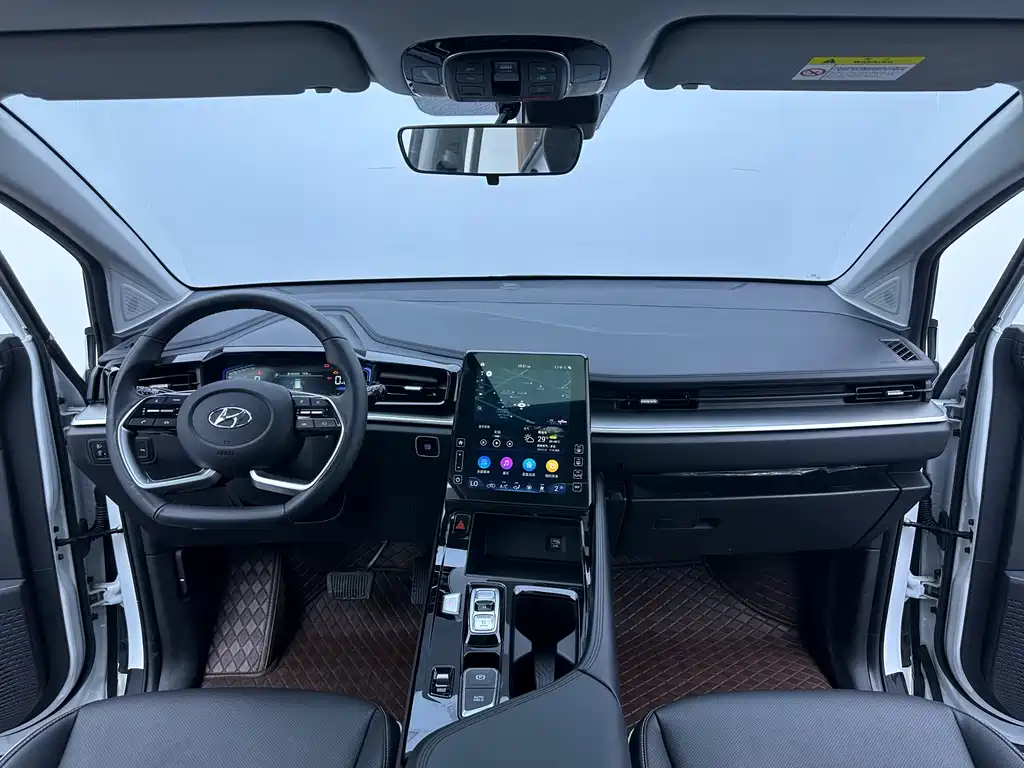 Hyundai Custo — миниатюра 12