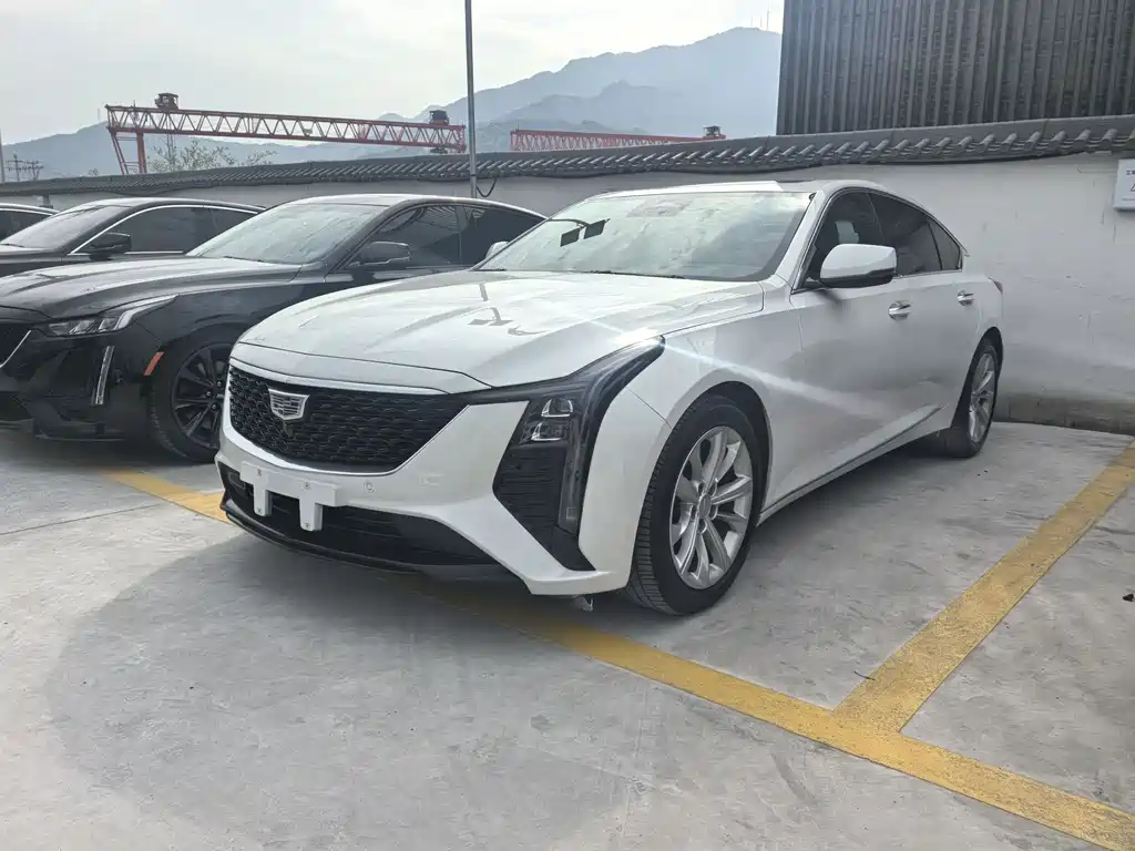Cadillac CT5 2024