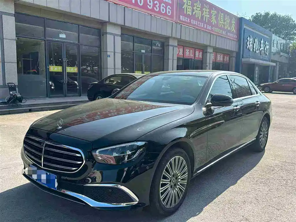 Mercedes-Benz E-Class 2021