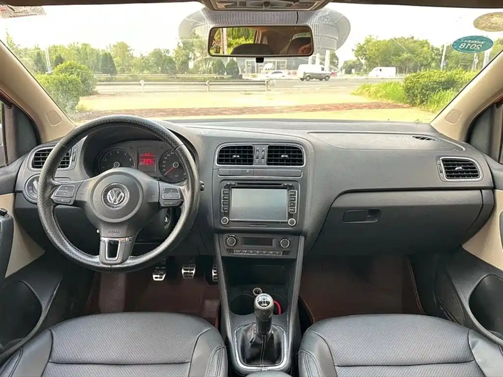 Volkswagen Polo — миниатюра 9