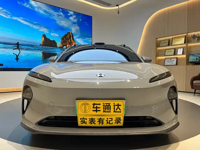 NIO NIO ET5T 2024