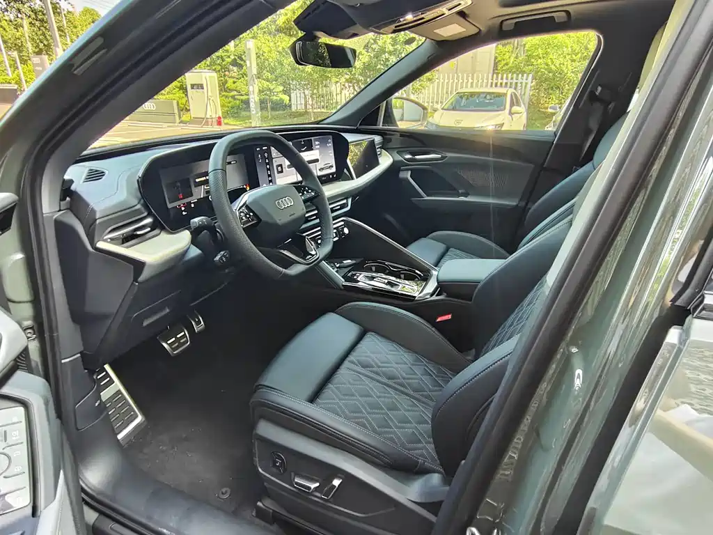 Audi Q5L — миниатюра 8