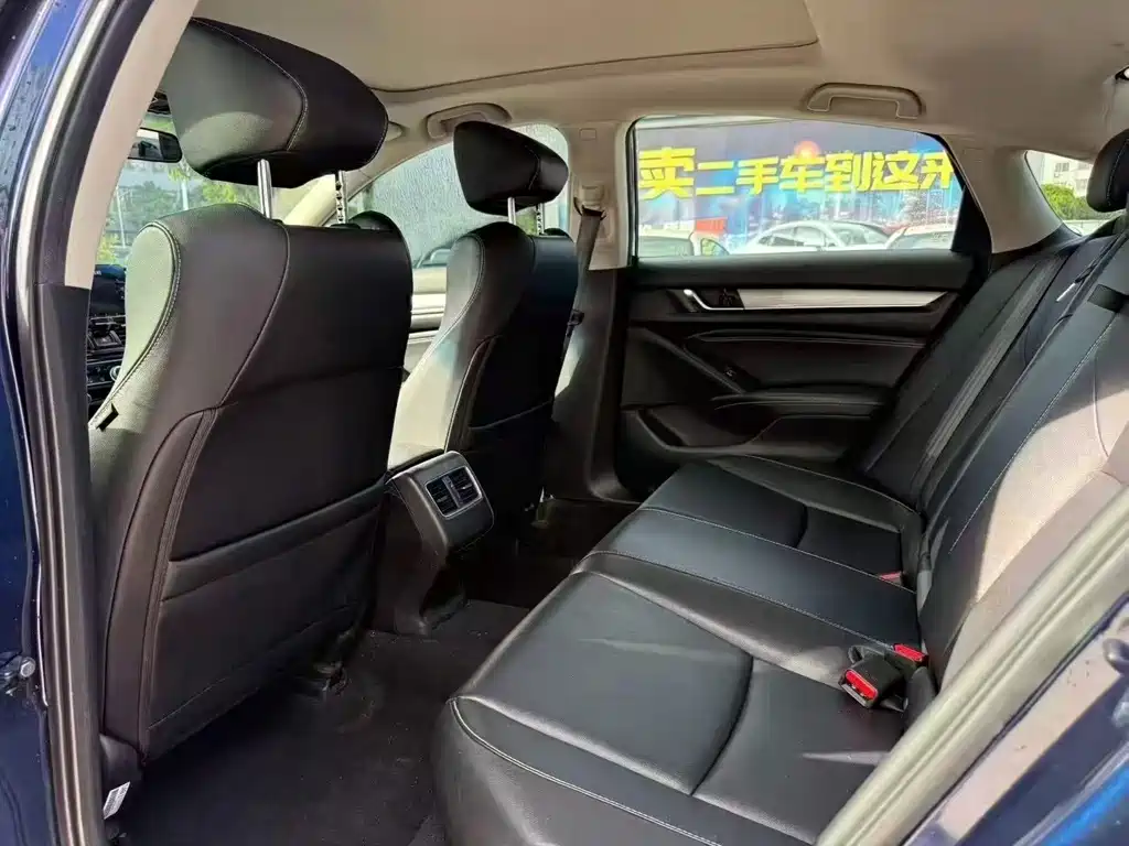 Honda Inspire — миниатюра 8