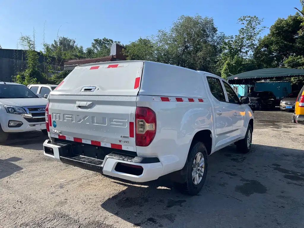 SAIC MAXUS CHASE T70