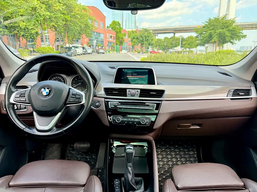 BMW X1 New Energy — миниатюра 12