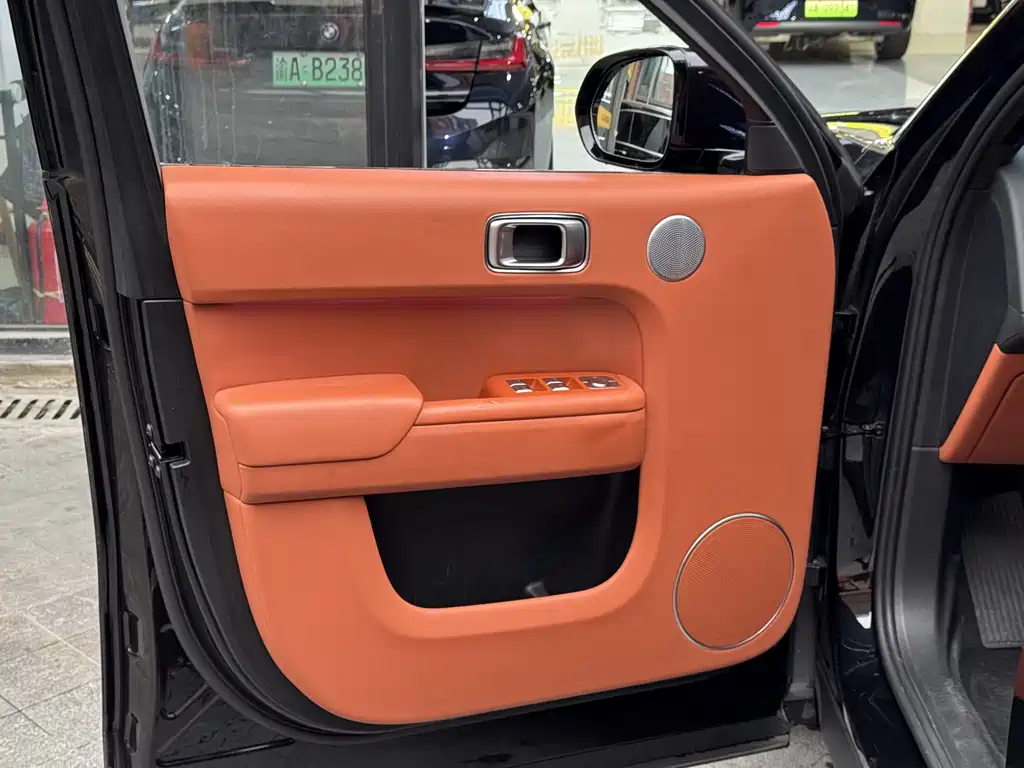 Li Auto Li L8 — миниатюра 16